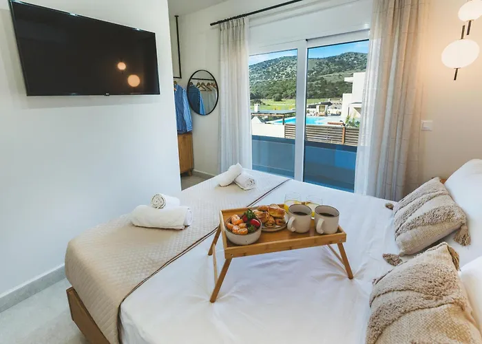 Cleopatra's Luxury Retreat South Rhodes ヴィラ ラクハニア
