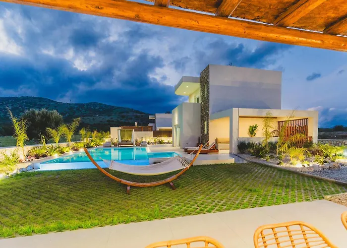 Cleopatra's Luxury Retreat South Rhodes * ラクハニア
