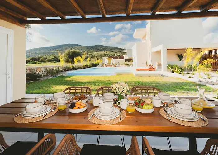 Cleopatra's Luxury Retreat South Rhodes ヴィラ